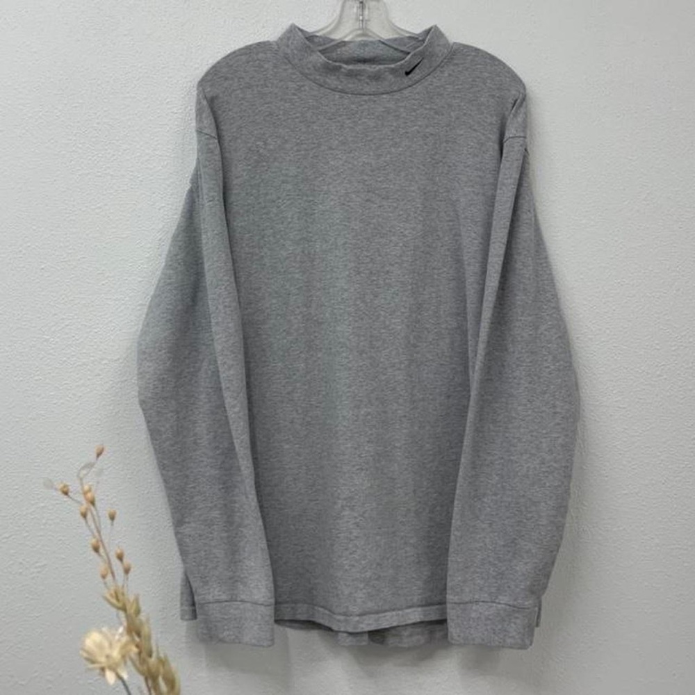 Vintage Nike Low-Turtleneck Long Sleeve Shirt